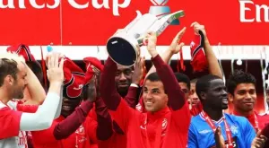 Арсенал все пак ще получи шанс да спечели трофей през този сезон