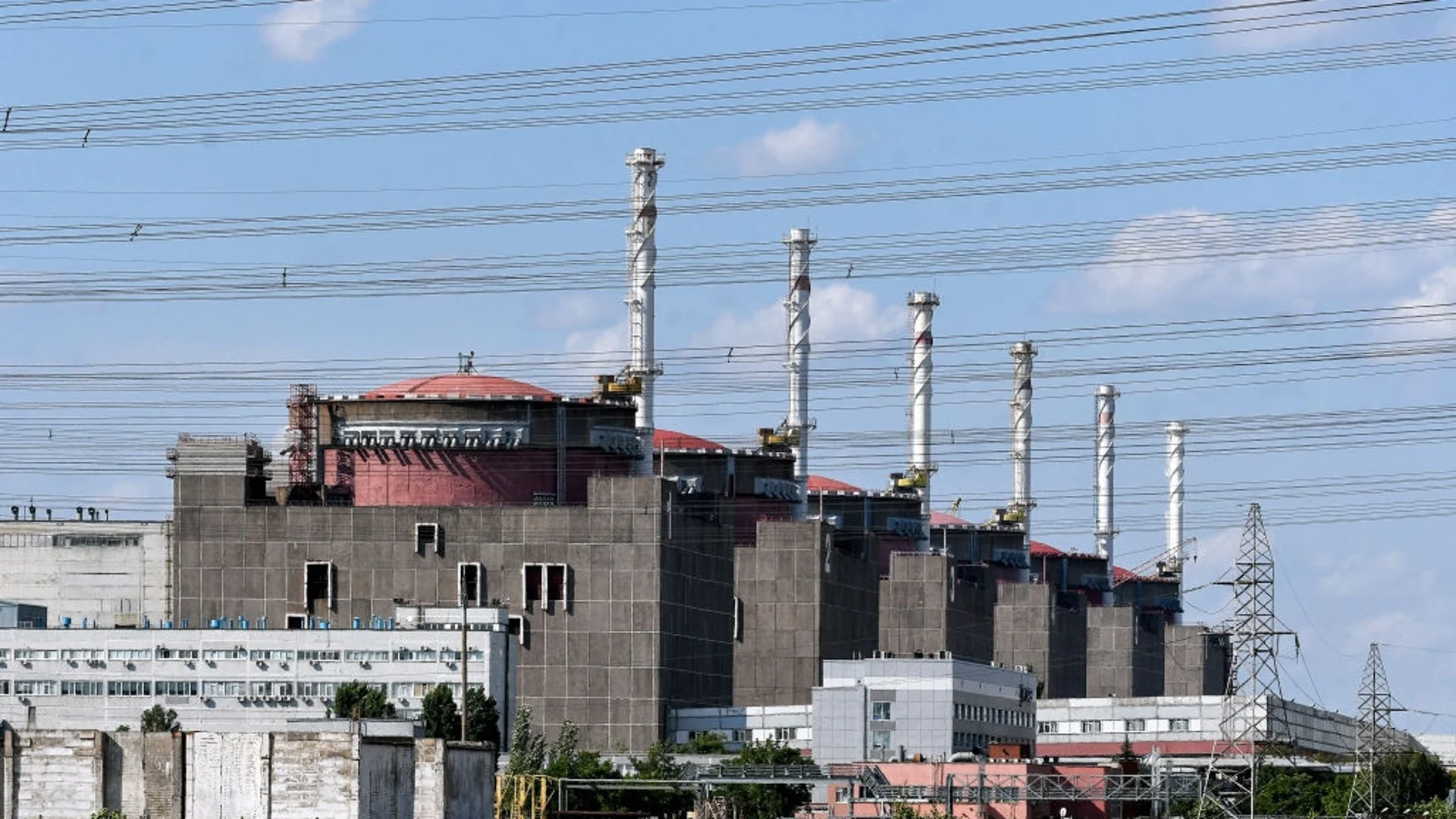 Русия не допуснала инспектиращите от МААЕ до реакторните зали в АЕЦ "Запорожие"