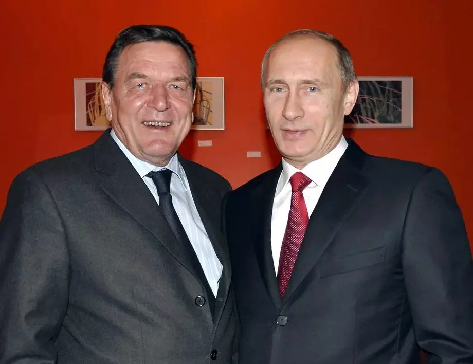Герхард Шрьодер официално отказа да влезе в борда на директорите на "Газпром"