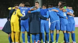 {{ otherArticle[0].article.title }}