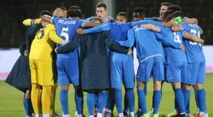 {{ otherArticle[0].article.title }}