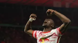 С човек по-малко и уникална драма Лайпциг триумфира в Купата на Германия след дузпи срещу Фрайбург