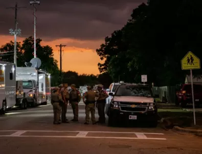 Уволниха полицейски шеф в Тексас заради фаталната стрелба срещу 19 ученици