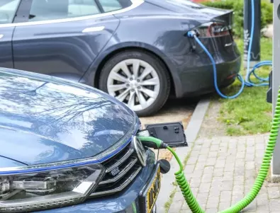 Какво се случва с пазара на електрически автомобили?