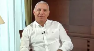 Камата: Влахович е по-добър от Леао, но и двамата не биха били в моя "дрийм тийм"