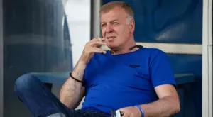 {{ otherArticle[0].article.title }}