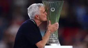 Официално: Рома реши бъдещето на Жозе Моуриньо и отнесе много критики