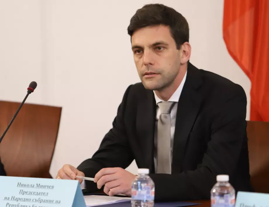 Минчев: Не виждам ново мнозинство в парламента, няма да го подкрепим