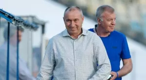 {{ otherArticle[0].article.title }}