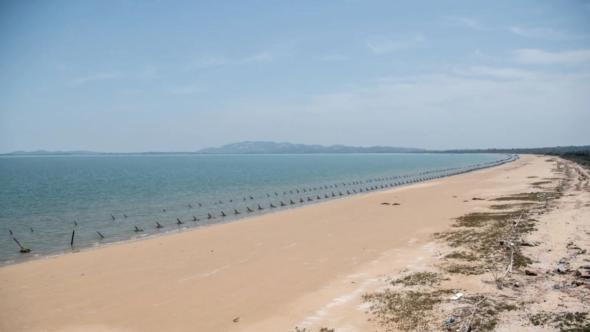 Тайван предупреди китайски кораби, навлезли във водите му