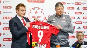 {{ otherArticle[0].article.title }}