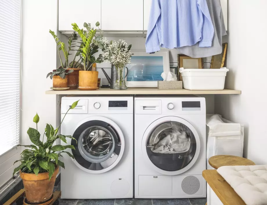 Режим "Бързо пране": Защо е вреден за прането и пералнята?