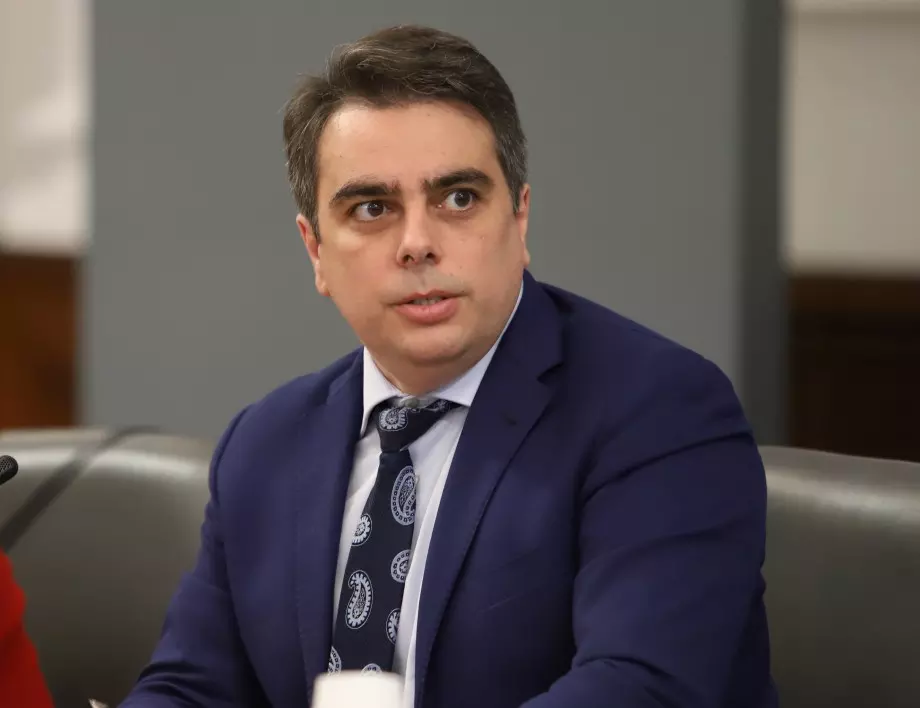 Василев: От съвестта на шест човека зависи дали правителството ще бъде подкрепено