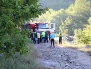 Кола пропадна в 40-метрова пропаст край Златоград