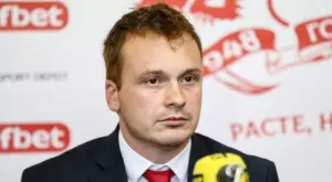 {{ otherArticle[0].article.title }}