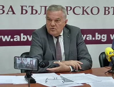 Румен Петков със серия въпроси за ядрените отпадъци и двата танкера газ