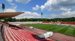 {{ otherArticle[0].article.title }}