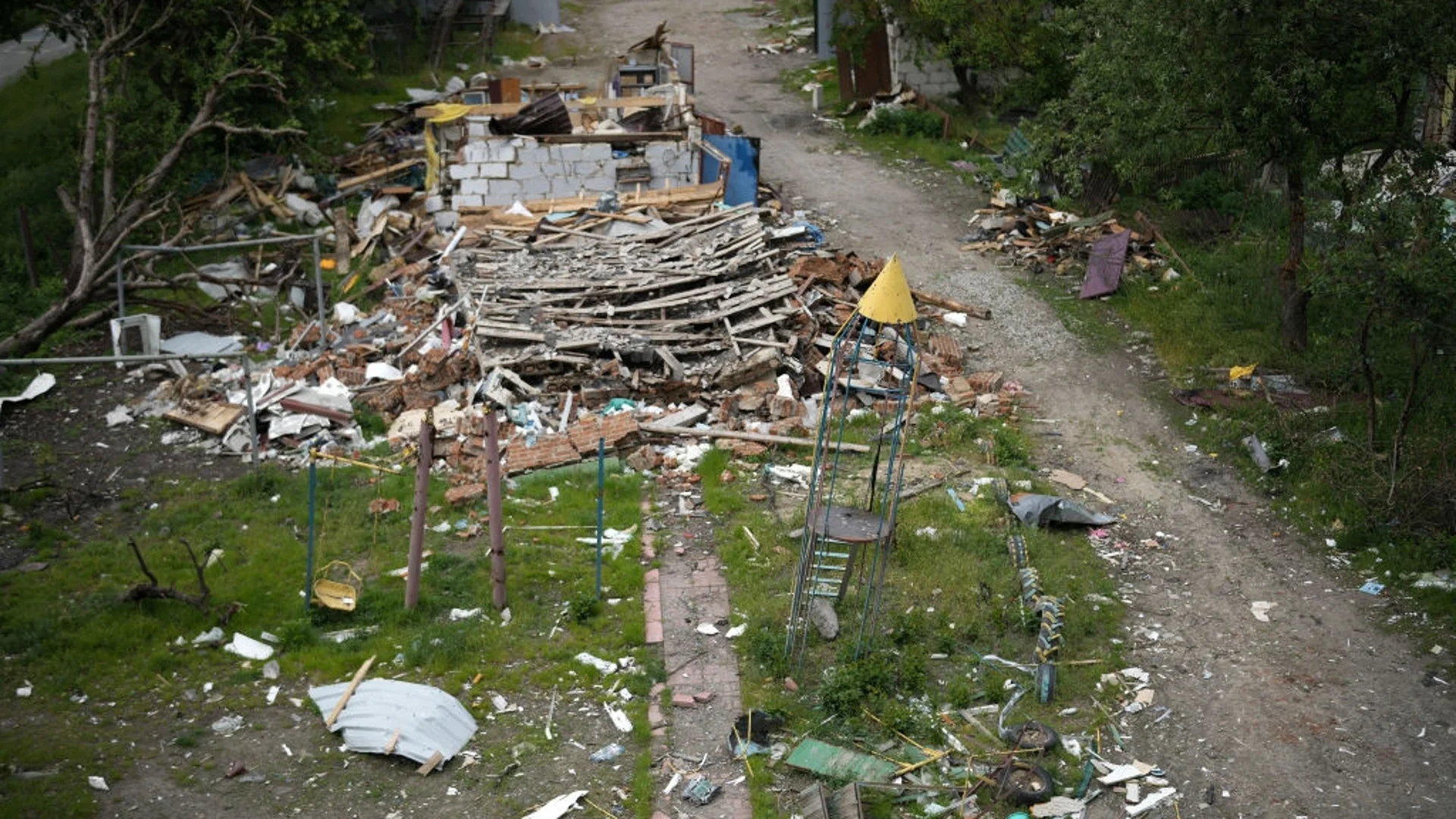 Руският свят в Украйна: Разрушения и смърт при Авдеевка (ВИДЕО)