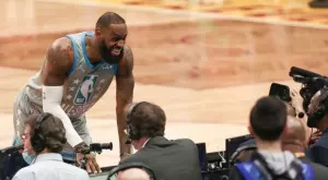 Историческо: ЛеБрон Джеймс стана първият "играещ" милиардер в историята!