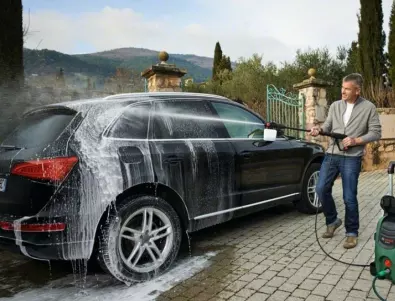 Как да измиете колата през лятото