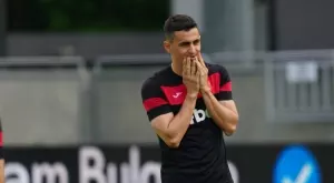 {{ otherArticle[0].article.title }}