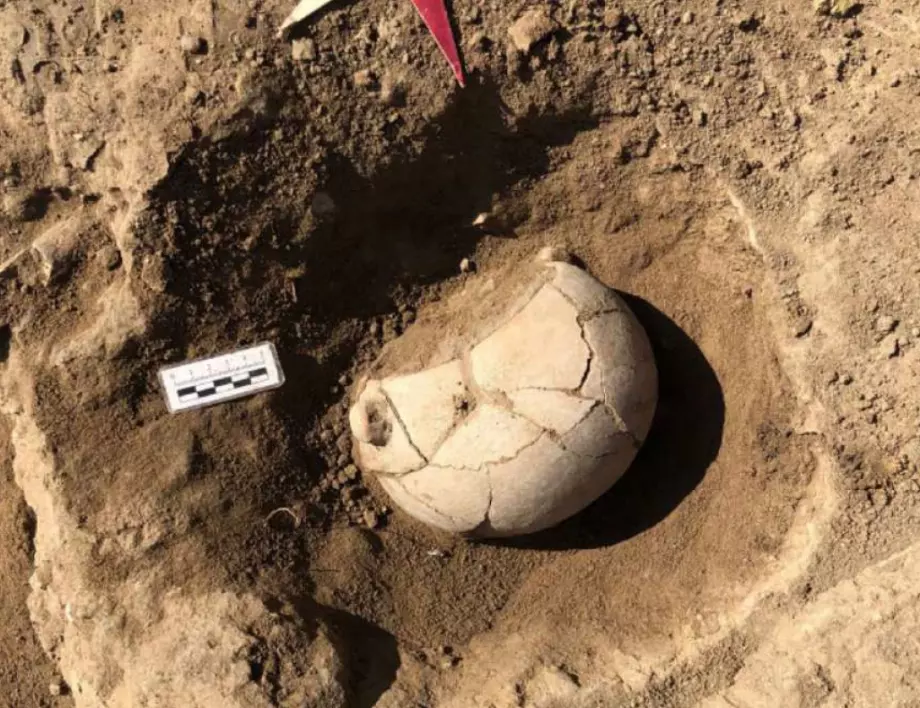 Археолози откриха гроб на представител на митичната култура Ацтатлан в Мексико