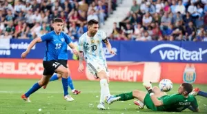 {{ otherArticle[0].article.title }}