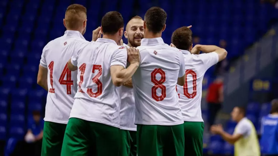 България остана на крачка от големия финал на Европейското по минифутбол