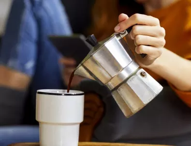 Учени изчислиха колко кафета на ден е безопасно да пием