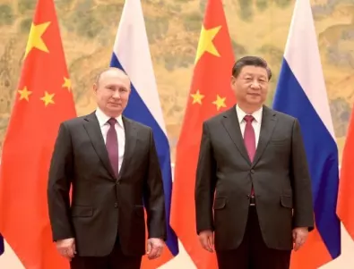 Китай праща военни в Русия за общи учения, нямало общо с 