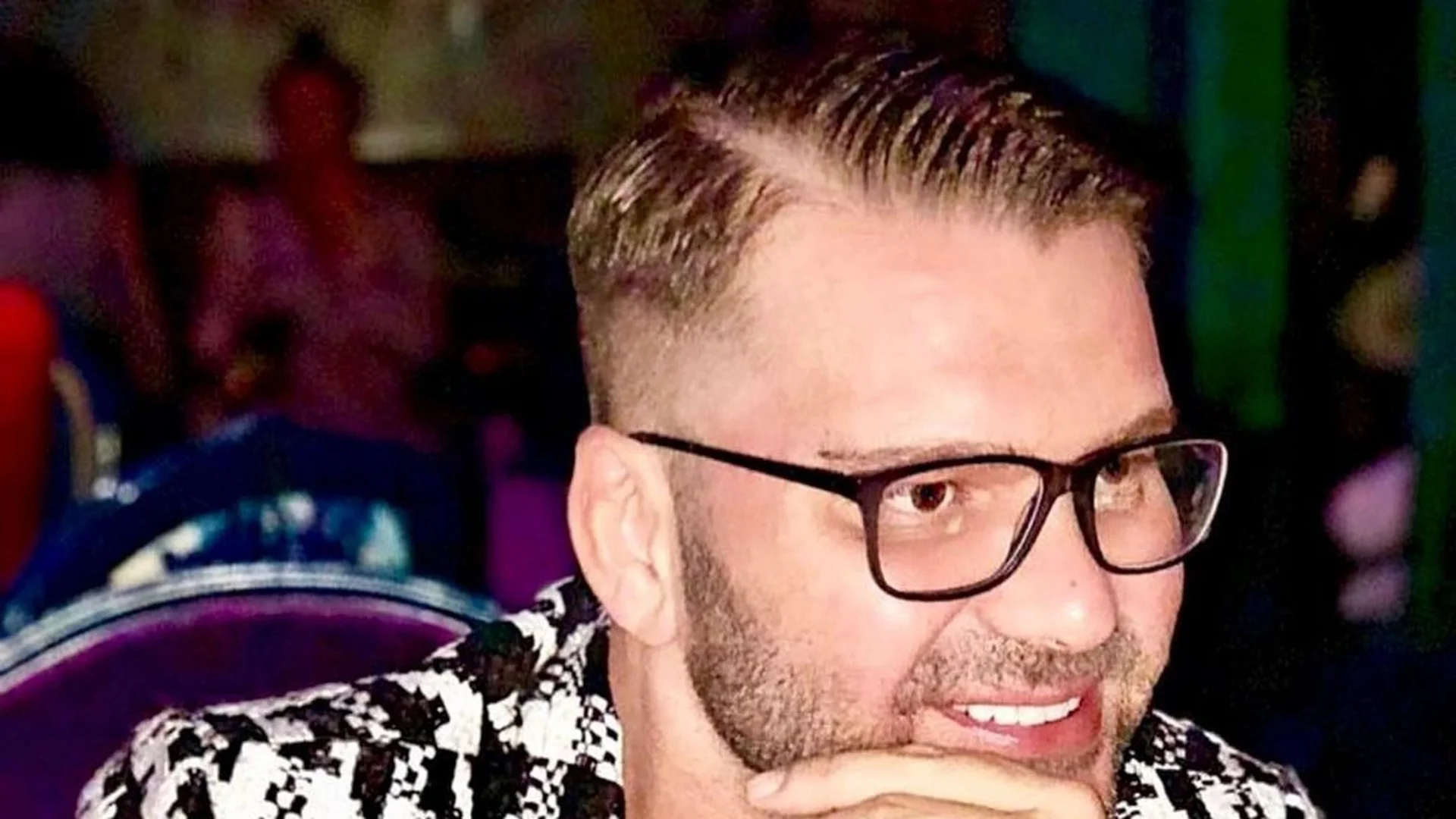 Смело или безразсъдно: Д-р Енчев на вечеря с бившата и сегашната си (СНИМКА)