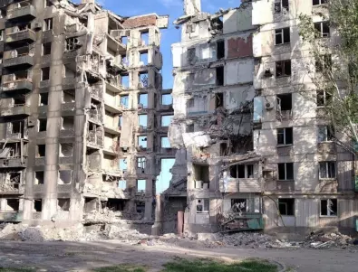 Разкази от Мариупол: Украинците мръзнат, окупаторите 