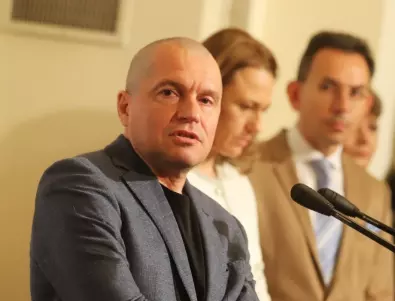 Тошко Йорданов: Кирил Петков и хората му продължават да тормозят депутатите ни