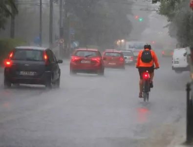 Порои и бури в 15 области на Северна и Източна България 