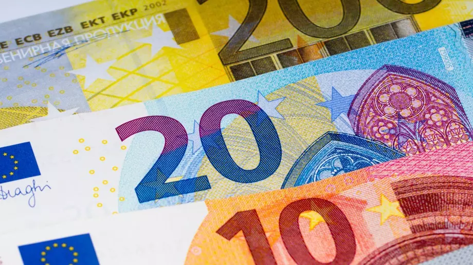 Еврото е на най-високите си нива от февруари 2022 г. 