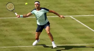 {{ otherArticle[0].article.title }}