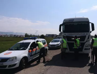 Пътна полиция усилено проверява товарни автомобили и автобуси до 19 юни 