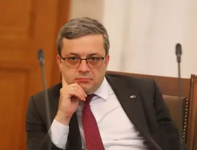 Тома Биков оглави комисията по култура след скандала и оставката на Рашидов