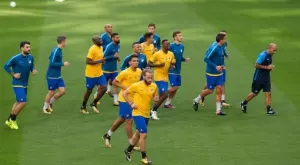 {{ otherArticle[0].article.title }}