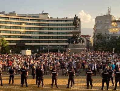 Протест пред парламента в защита на Никола Минчев (ВИДЕО)