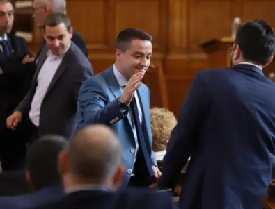БСП изтегли свой депутат от правна комисия, подкрепял оръжието за Украйна и машинния вот