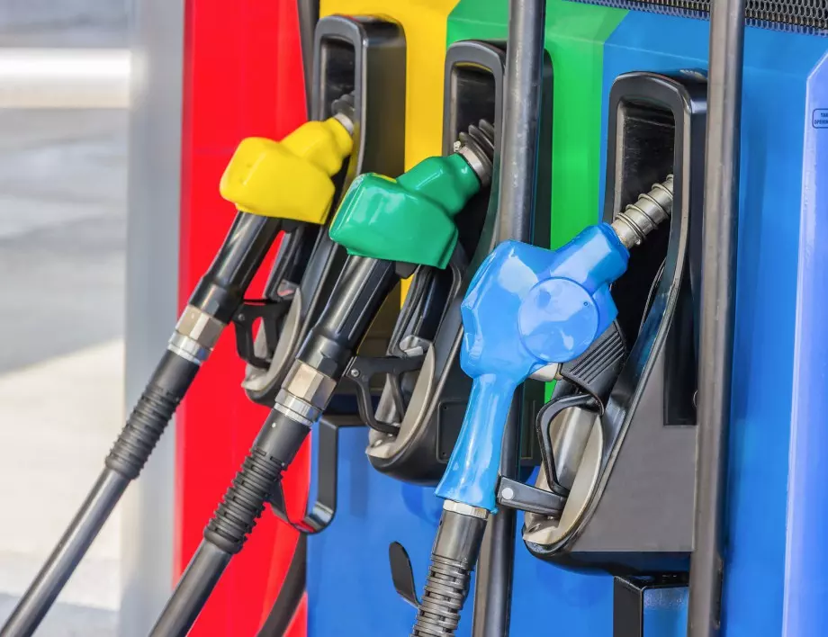 Къде са най-евтини бензинът и дизелът в България: Цените към 14.11.23  