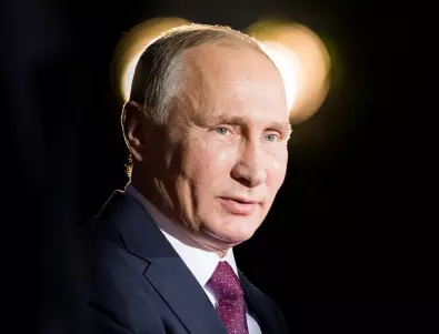 Самите руснаци започнаха да бъркат Путин с Хитлер 