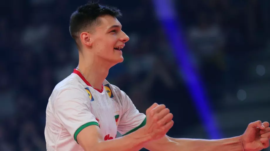 Мощен като баща си: Алекс Николов донесе първа победа на България в Лигата на нациите