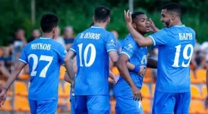 {{ otherArticle[0].article.title }}