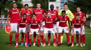 {{ otherArticle[0].article.title }}