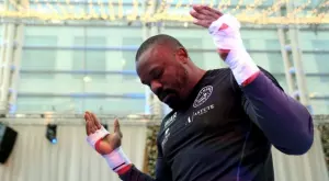 Пътят на Дерек Чисора: "Трудният за убиване" скандалджия на световния бокс