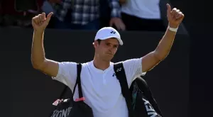 {{ otherArticle[0].article.title }}