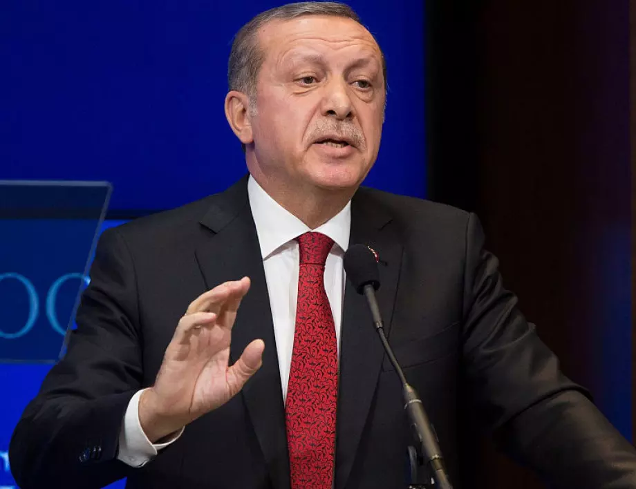 Ердоган: Анкара ще осигури разпределението на руски газ за Европа чрез "Турски поток"