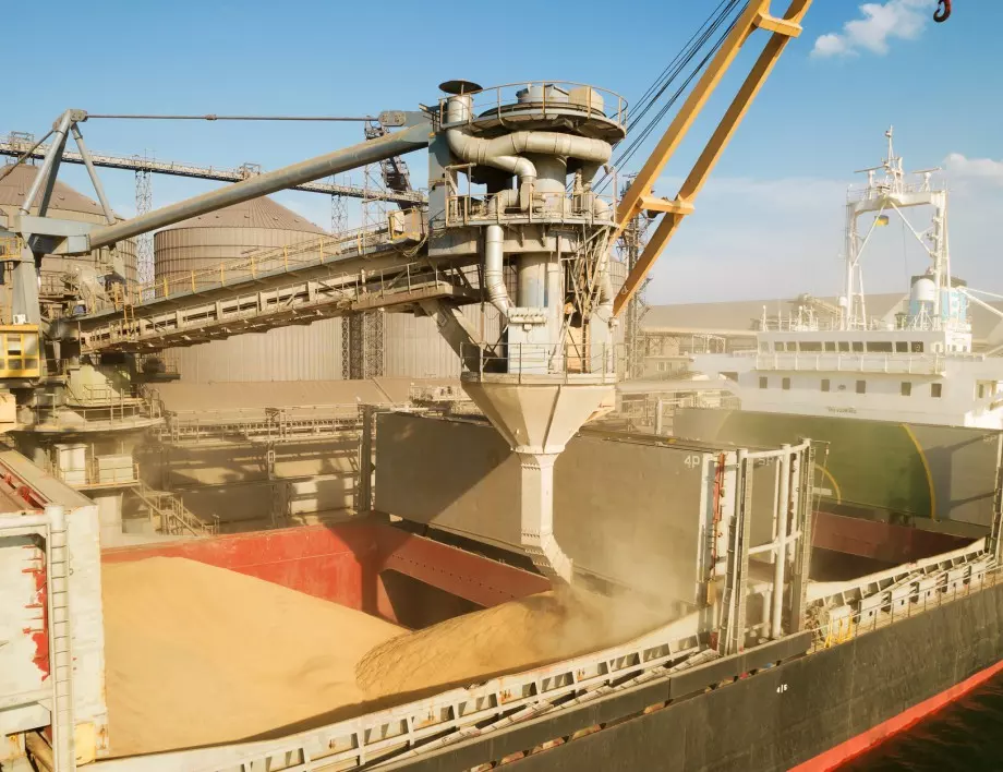 Русия пак нанесе щети по украински складове за зърно на река Дунав (СНИМКИ и ВИДЕО)